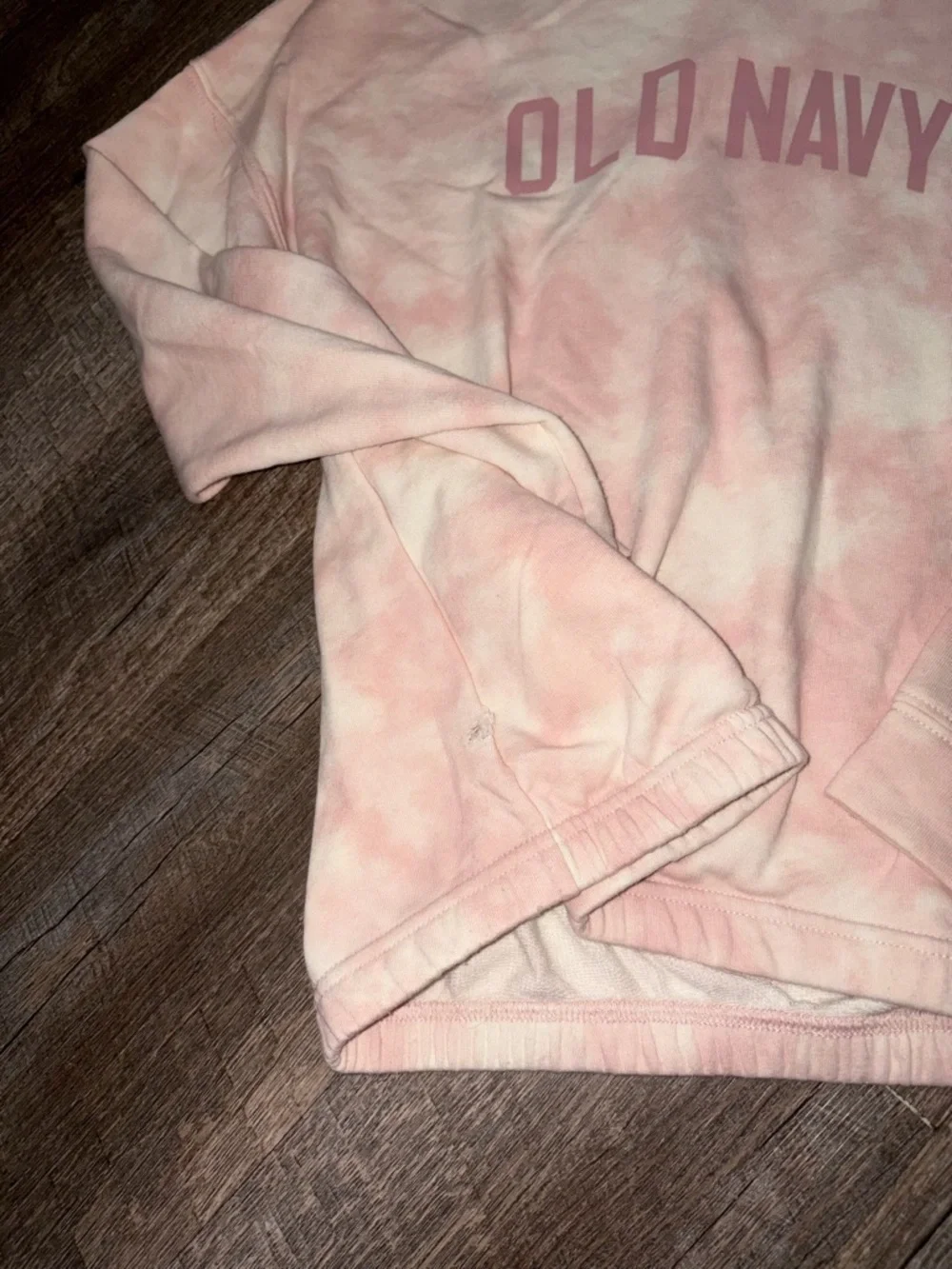 🌸 $10 SALE 🌸 Old Navy Light Pink Crewneck Sweatshirt